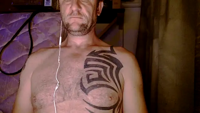 Snapshot of Yournaughty chatting on June 27, 5:23 am Yournaughty online show from June 27, 5:23 am