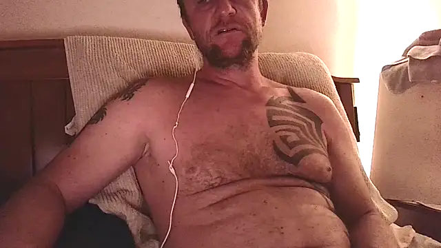 Snapshot of Yournaughty chatting on July 2, 5:24 am Yournaughty online show from July 2, 5:24 am