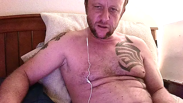 Snapshot of Yournaughty chatting on July 7, 7:23 am Yournaughty online show from July 7, 7:23 am