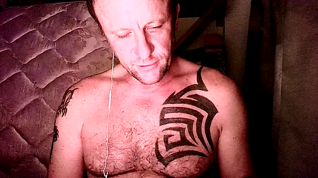 Snapshot of Yournaughty chatting on July 19, 5:22 am Yournaughty online show from July 19, 5:22 am