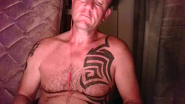 Snapshot of Yournaughty chatting on August 8, 4:14 am Yournaughty online show from August 8, 4:14 am