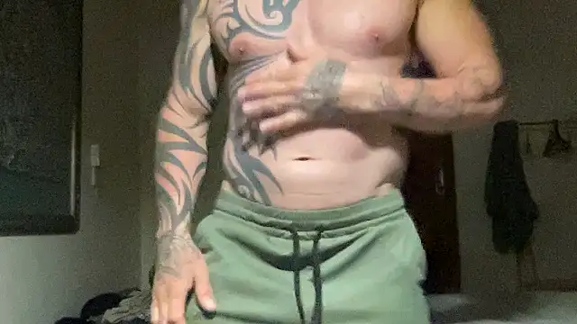 Snapshot of AWOL101 chatting on February 8, 8:40 am AWOL101 online show from February 8, 8:40 am