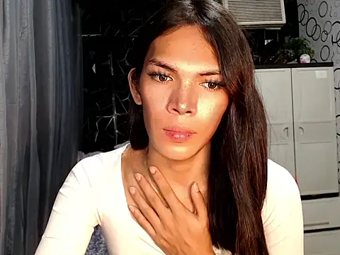 Snapshot of ladyhotcuming chatting on May 31, 6:09 pm ladyhotcuming online show from May 31, 6:09 pm