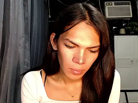 Snapshot of ladyhotcuming chatting on June 17, 9:34 am ladyhotcuming online show from June 17, 9:34 am