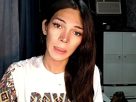 Snapshot of ladyhotcuming chatting on July 14, 6:46 pm ladyhotcuming online show from July 14, 6:46 pm