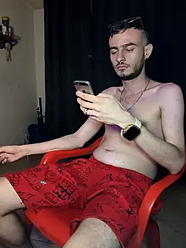 bigcockwhite777 online show from October 23, 12:26 pm