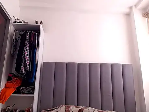 Snapshot of saara_johnson496 chatting on May 19, 1:50 pm saara johnson496 online show from May 19, 1:50 pm