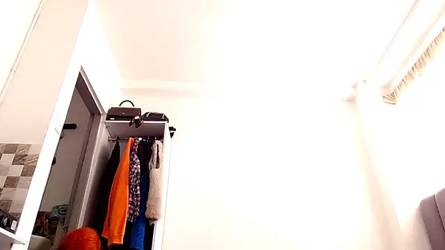 Snapshot of saara_johnson496 chatting on July 16, 2:45 pm saara johnson496 online show from July 16, 2:45 pm