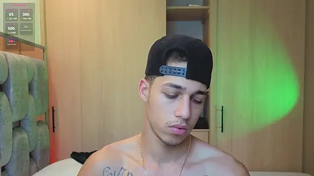 orionblaze69  online show from December 18, 9:21 pm