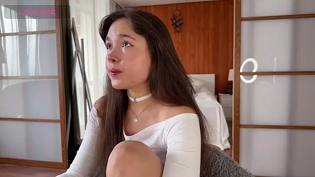 Snapshot of PlumyBun chatting on December 22, 4:20 am PlumyBun online show from December 22, 4:20 am