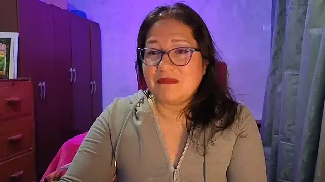 scarlett widow  online show from April 20, 2:58 am