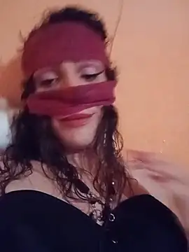 Snapshot of mrlolimirass chatting on July 21, 7:49 pm mrlolimirass online show from July 21, 7:49 pm