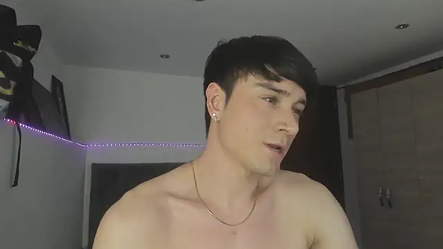 Snapshot of stevve_14 chatting on November 4, 3:38 am stevve 14 online show from November 4, 3:38 am