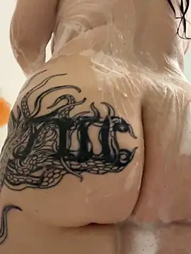 Alix Valentine online show from September 22, 11:40 pm