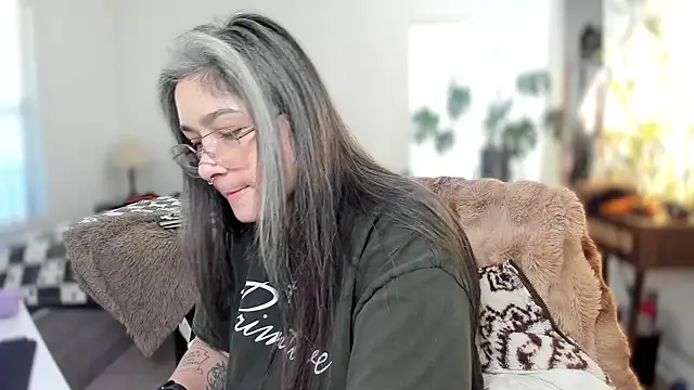 Alix Valentine online show from November 5, 4:40 pm