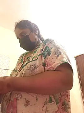 Villageanuty online show from October 18, 6:58 am