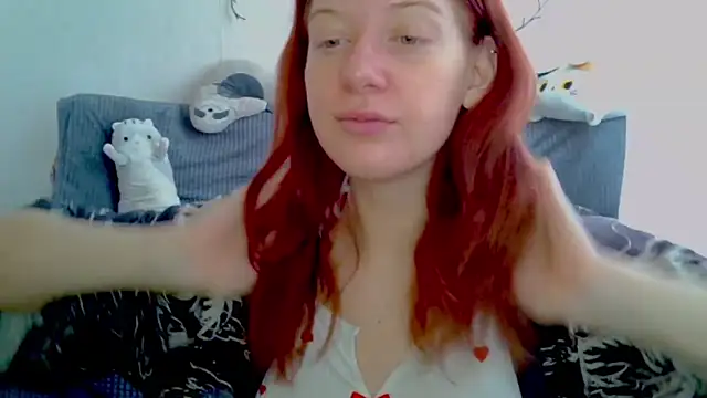 Lily Ember online show from February 18, 7:26 am