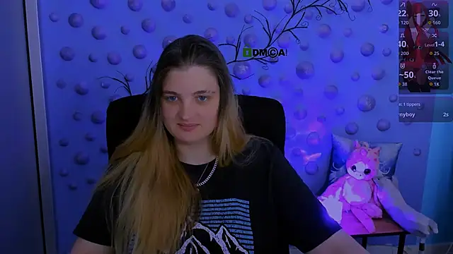 inga gree online show from April 8, 8:09 pm