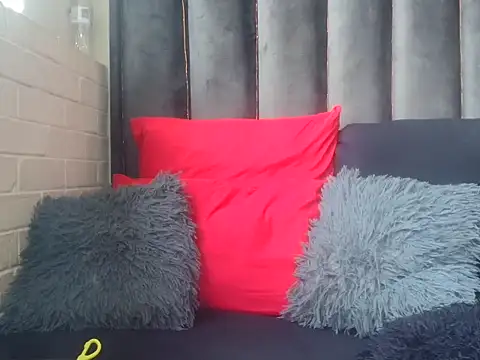 dark honeyx26 online show from April 7, 10:26 am