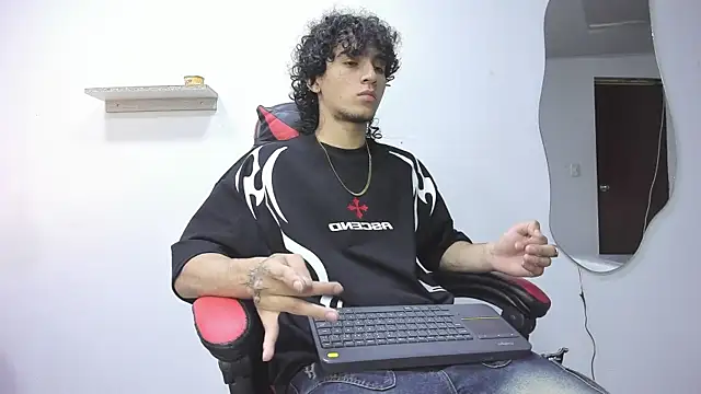 JackesTaylor online show from November 9, 4:55 am