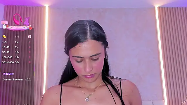 ZOEBARLOWE online show from October 18, 6:08 pm