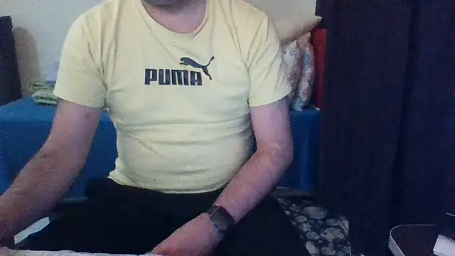 Snapshot of st206boy chatting on May 30, 12:41 am st206boy online show from May 30, 12:41 am