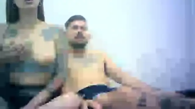 Snapshot of parejajuguetona420 chatting on November 18, 4:50 am parejajuguetona420 online show from November 18, 4:50 am