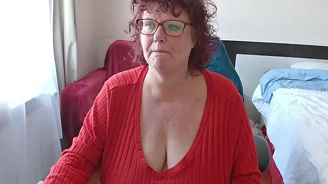 -Curvy- online show from January 14, 10:54 am