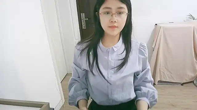 Snapshot of 98bunny chatting on April 29, 2:59 am 98bunny online show from April 29, 2:59 am
