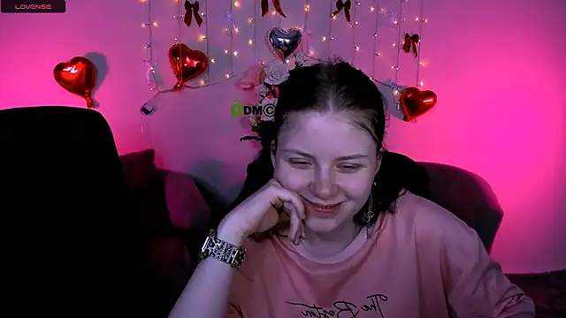 foxy tease  online show from March 22, 3:10 am