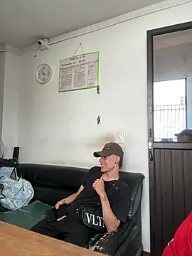 Jacobs0 online show from April 8, 8:53 pm