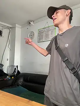 Jacobs0 online show from April 23, 2:19 pm