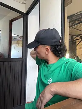 Jacobs0 online show from April 26, 2:48 pm