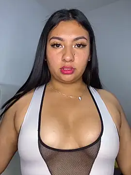 Issa Santana online show from March 25, 9:54 pm