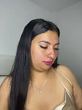 Issa Santana online show from March 27, 9:25 pm