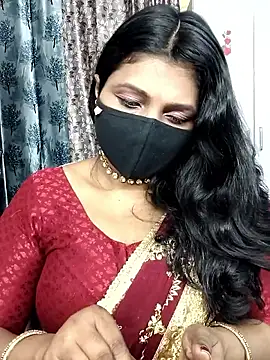 Snapshot of Hotty_Sonali chatting on April 21, 1:18 am Hotty Sonali online show from April 21, 1:18 am