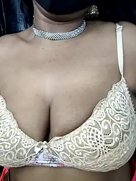 Snapshot of Hotty_Sonali chatting on April 30, 1:34 am Hotty Sonali online show from April 30, 1:34 am