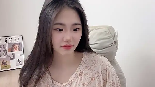 suki-1 online show from April 12, 9:36 am