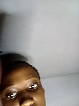 Snapshot of melaninbaebyy chatting on March 10, 7:02 am melaninbaebyy online show from March 10, 7:02 am