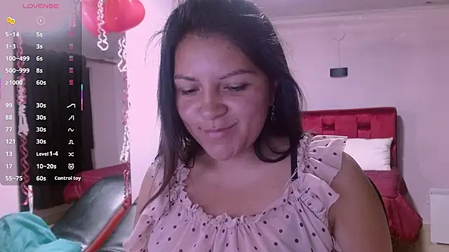 Snapshot of Sahamara_07 chatting on February 18, 8:16 pm Sahamara 07 online show from February 18, 8:16 pm