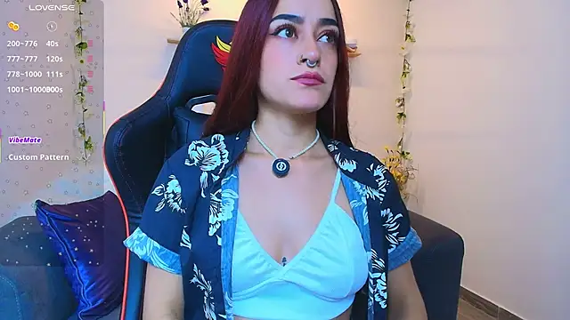 ViolethRosse online show from March 5, 1:12 am