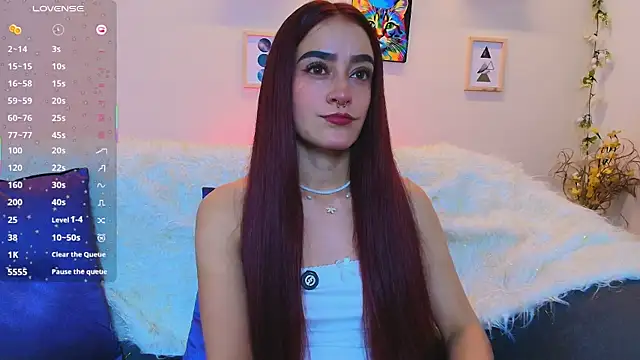 Snapshot of ViolethRosse chatting on July 22, 1:25 pm ViolethRosse online show from July 22, 1:25 pm