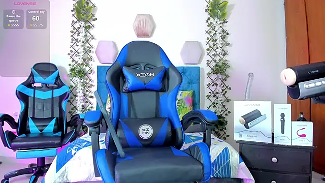 Snapshot of _taylor_black chatting on September 30, 12:15 am  taylor black online show from September 30, 12:15 am