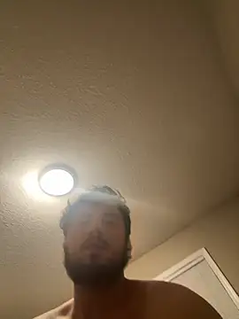 blueeyedman8 online show from April 17, 4:59 am