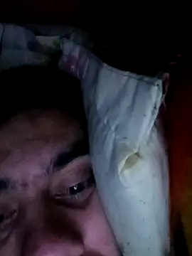 Snapshot of kaloyan93 chatting on February 2, 12:42 am kaloyan93 online show from February 2, 12:42 am