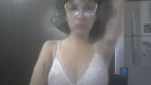 Snapshot of loliporomero chatting on April 20, 2:47 am loliporomero online show from April 20, 2:47 am