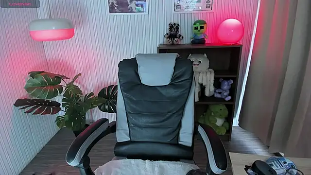 kattusauruss online show from September 11, 1:55 pm