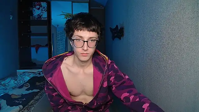 8goat online show from December 2, 7:03 am