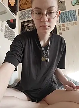 Snapshot of _arigins_ chatting on October 8, 8:23 am  arigins  online show from October 8, 8:23 am