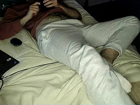 Snapshot of bul_boy chatting on February 28, 7:59 pm bul boy online show from February 28, 7:59 pm